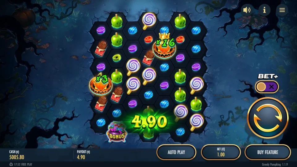 Greedy Pumpking: Crowned x16 and plain x3 pumpkins left standing after a spin that paid EUR 4.90