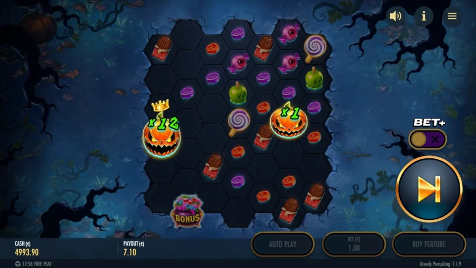 Greedy Pumpking: A crowned x12 pumpkin on the left edge of a half-empty board, an x1 to its right and PAYOUT at EUR 7.10