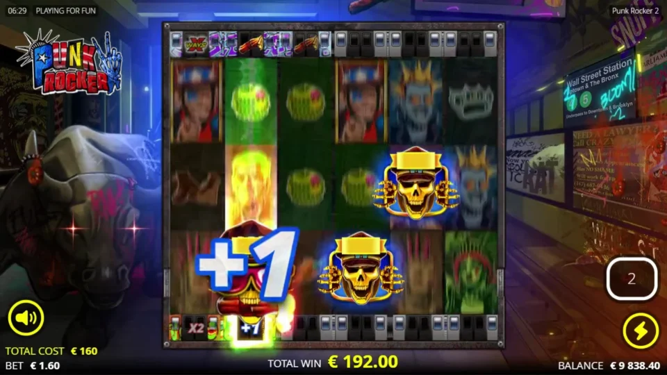 Punk Rocker 2: A bottom-train +1 cart adds a free spin while the collected total remains EUR 192